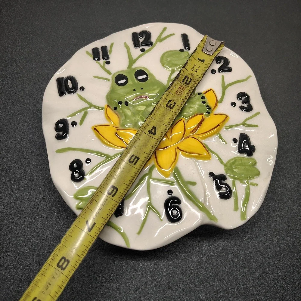 Vintage Neil the Frog Clock base
